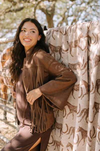 Hill Country Horses Lightweight Blanket: Lightweight