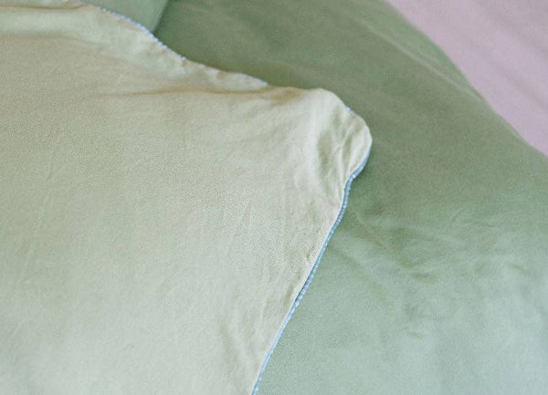 The Signature Zipper Duvet Cover: The Triple - Americana / Queen