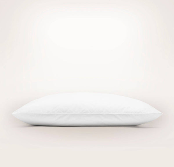 Down Alternative Pillow: Medium / King
